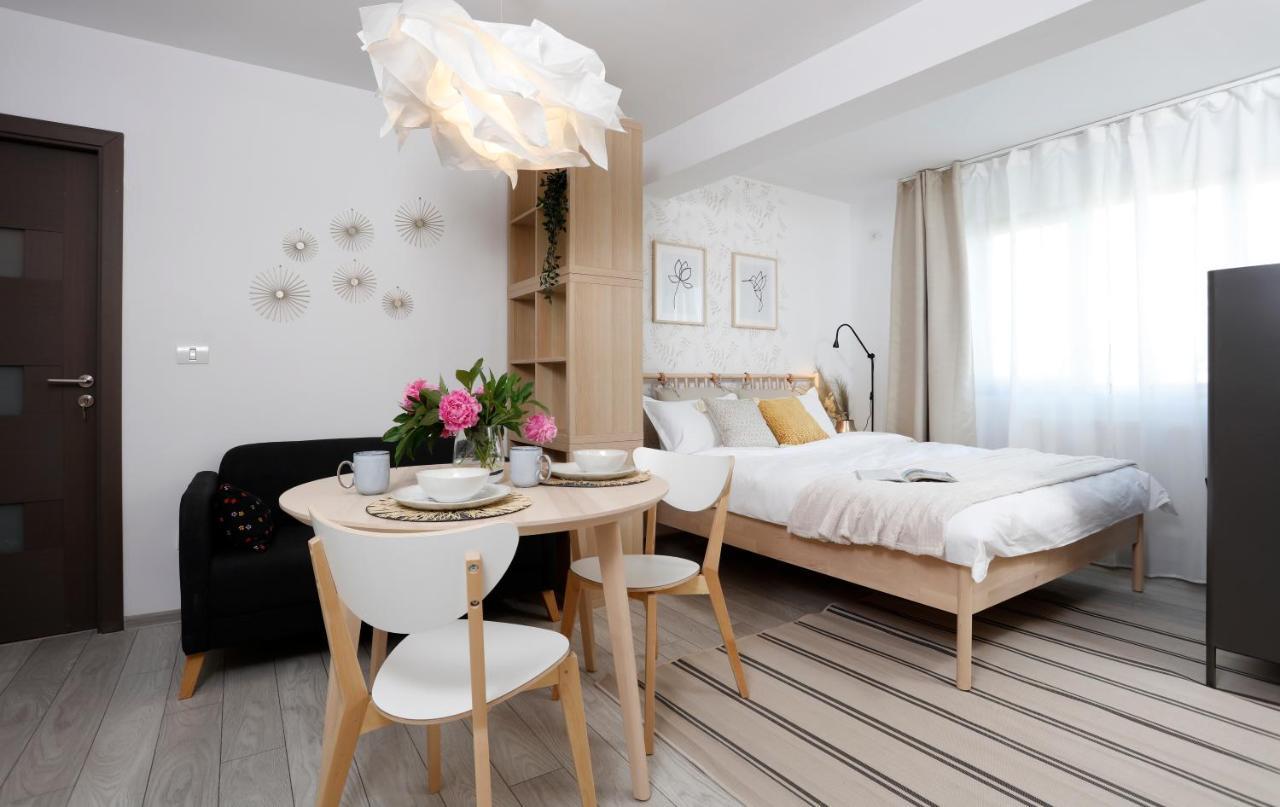New & Cozy Studio In Ghencea + Netflix Bukarest Eksteriør billede