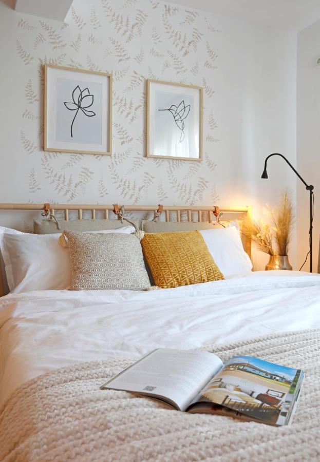 New & Cozy Studio In Ghencea + Netflix Bukarest Eksteriør billede